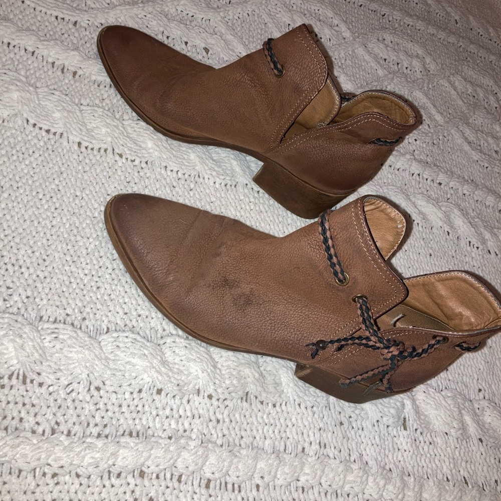 Groove Ankle Boots